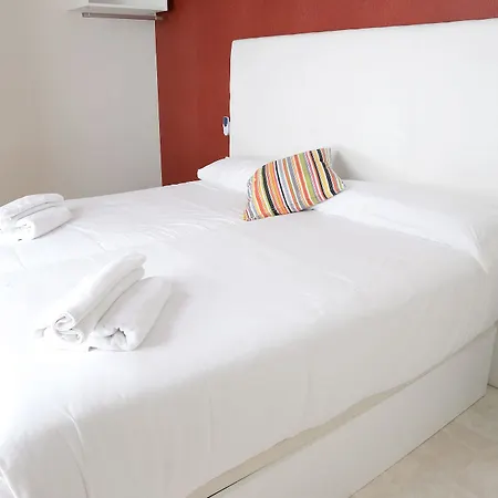 Paloma 3000 Apartment Granada
